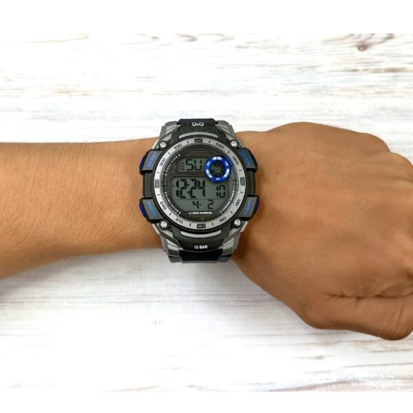 Reloj Q&Q Hombre Negro Plateado G09A501Y