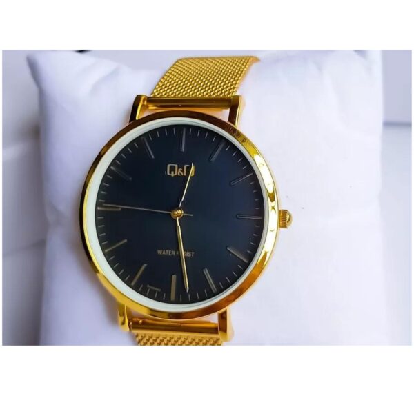 Reloj Q&Q Hombre Dorado Negro QA20J002Y