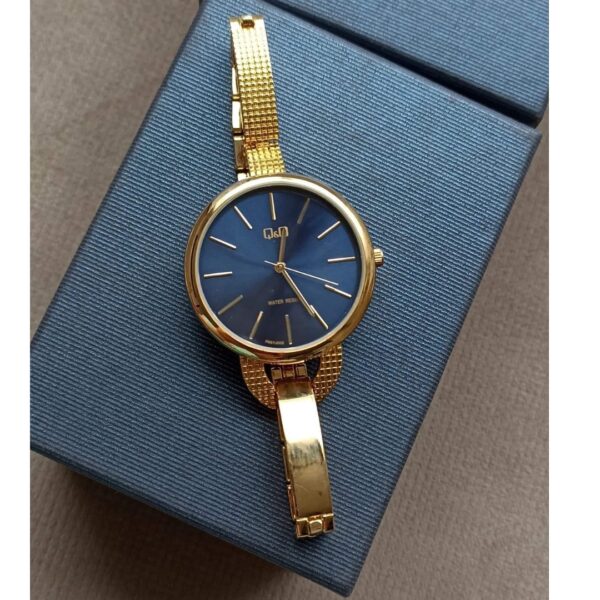 Reloj DAMA Pulsera Q&Q F667J002Y